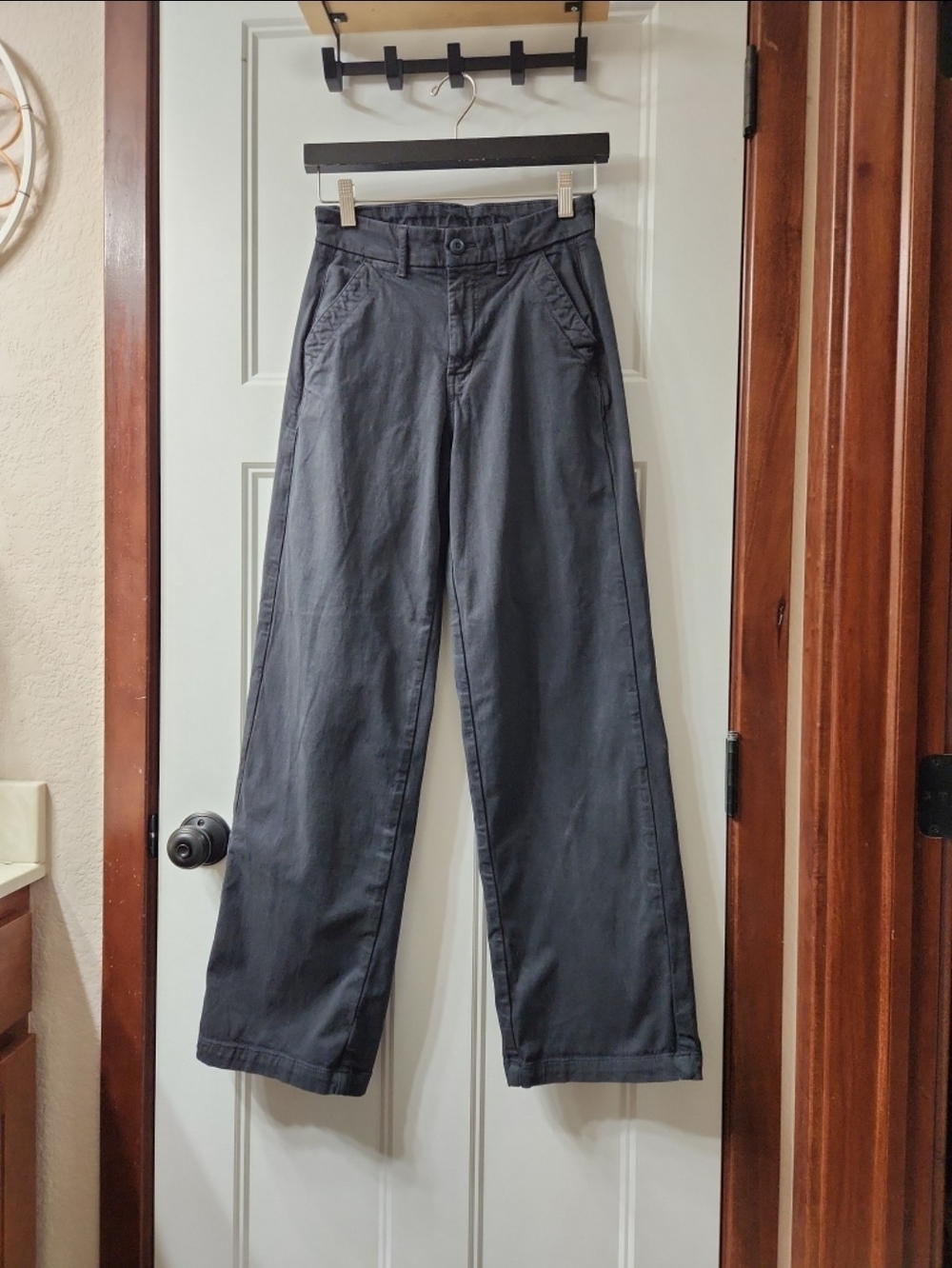 NWOT American Eagle Trousers